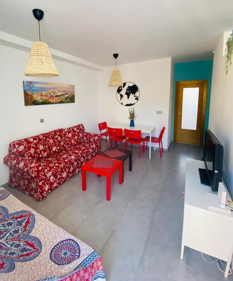 Apartamentos Chuita Playa Malaga Bagian luar foto