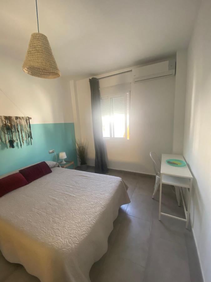 Apartamentos Chuita Playa Malaga Bagian luar foto