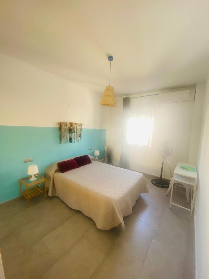Apartamentos Chuita Playa Malaga Bagian luar foto
