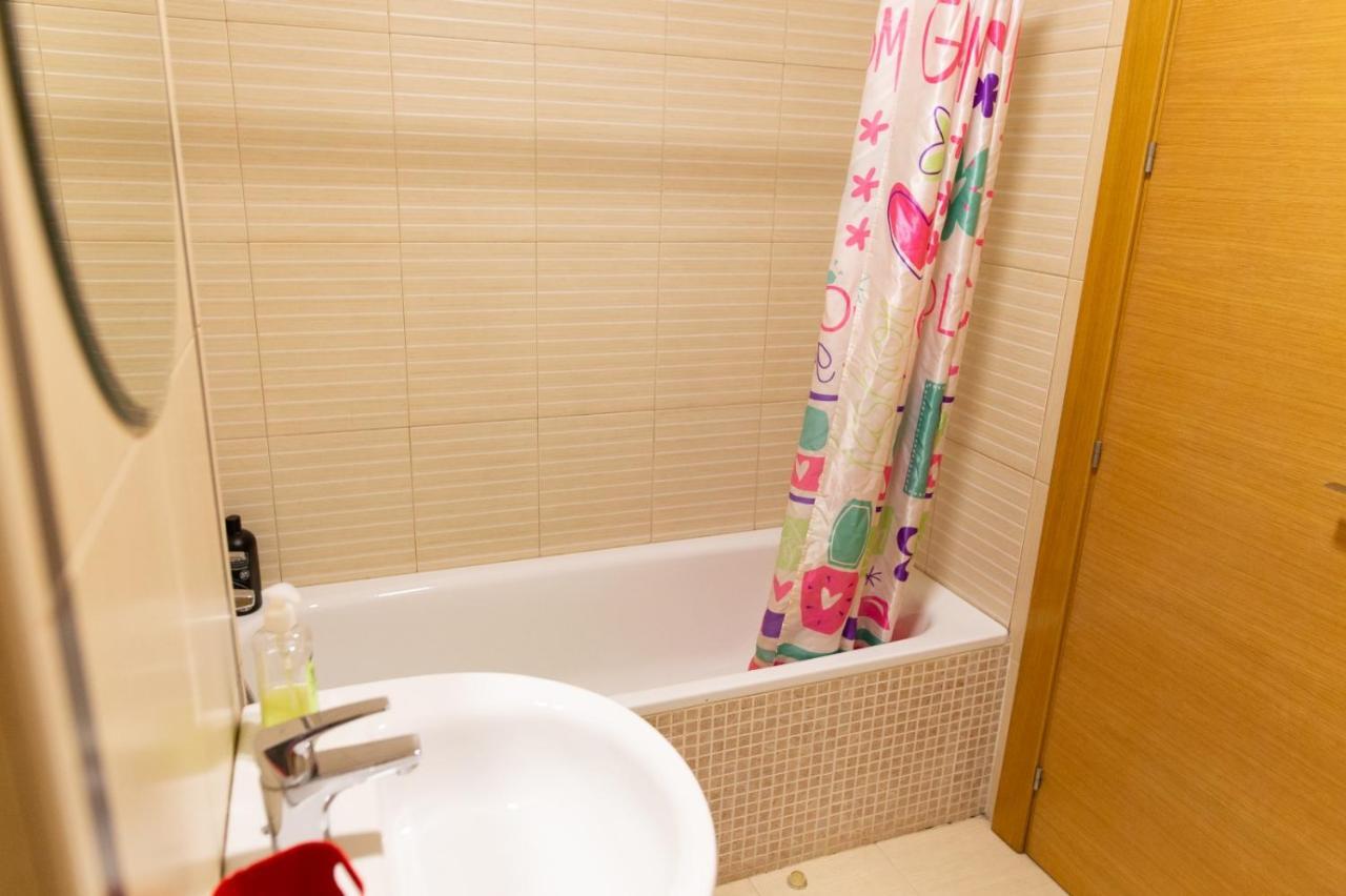 Apartamentos Chuita Playa Malaga Bagian luar foto